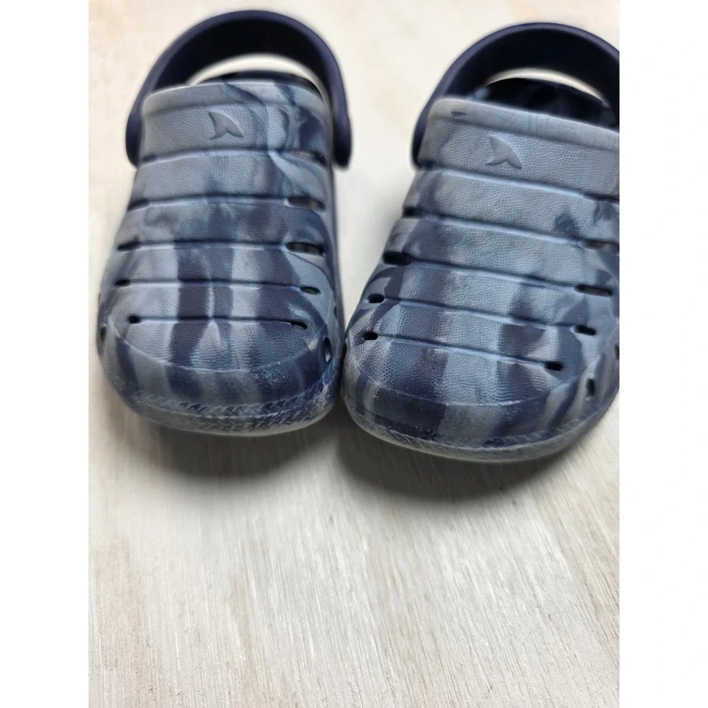 Rugged Shark Kids Blue Grey Marble Camo Clogs Slip On Water Shoes Size 5